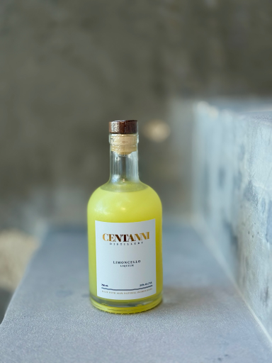 centanni 750 w background